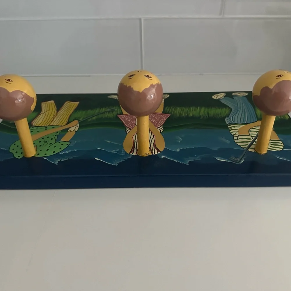 Golf Golfing Ball Wood Plaque Holder Painted HANDMADE FOLK-ART Coat Rack unique
